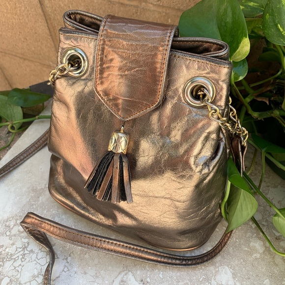 Vintage Bronze Metallic Gold Chain Crossbody Bag - Picture 3 of 10